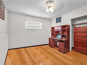 1911 N 53rd Ave, Hollywood FL 33021