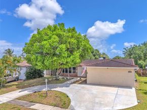 1911 N 53rd Ave, Hollywood FL 33021