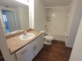 160 SW 117th Ter 6103, Pembroke Pines FL 33025