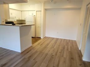 160 SW 117th Ter 6103, Pembroke Pines FL 33025