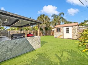 1151 NE 42nd Ct, Pompano Beach FL 33064