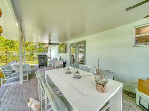 9104 SW 180th St, Palmetto Bay FL 33157