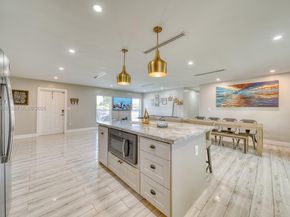 9104 SW 180th St, Palmetto Bay FL 33157