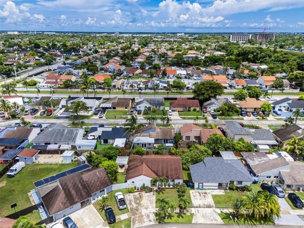 20841 SW 122nd Pl, Miami FL 33177
