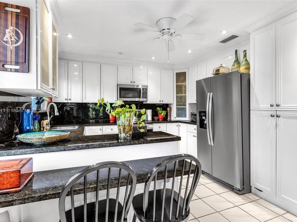 20841 SW 122nd Pl, Miami FL 33177