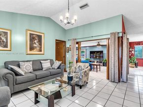 20841 SW 122nd Pl, Miami FL 33177