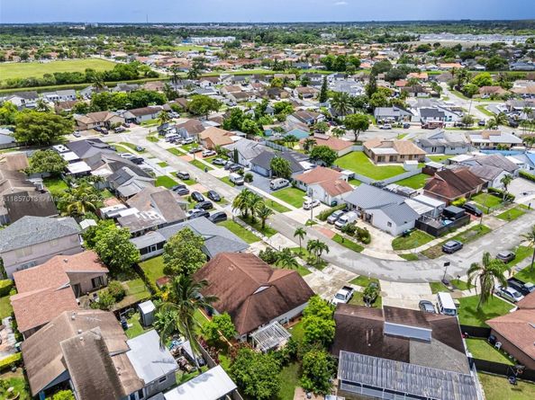 20841 SW 122nd Pl, Miami FL 33177