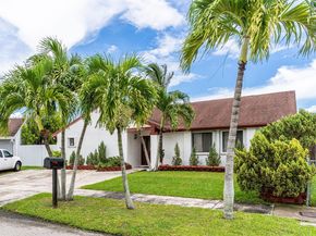 20841 SW 122nd Pl, Miami FL 33177