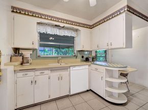 1235 Jefferson St, Hollywood FL 33019