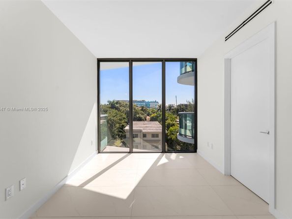 9901 W Bay Harbor Dr 506, Bay Harbor Islands FL 33154