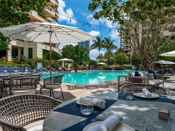 6893 Fisher Island Dr LPH 6893, Miami Beach FL 33109