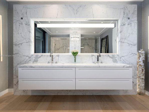 6893 Fisher Island Dr LPH 6893, Miami Beach FL 33109