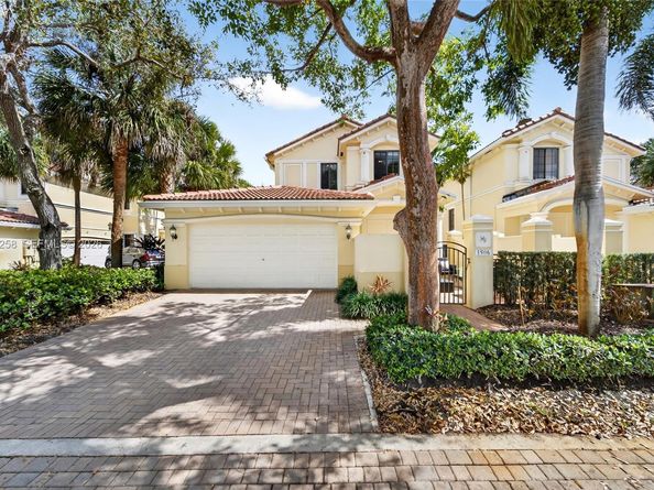 1506 Passion Vine Cir 233, Weston FL 33326