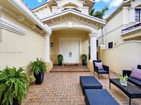 1506 Passion Vine Cir 233, Weston FL 33326