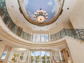 6275 Dolphin Dr, Coral Gables FL 33158