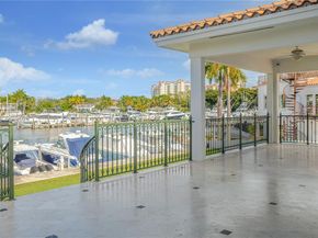 6275 Dolphin Dr, Coral Gables FL 33158