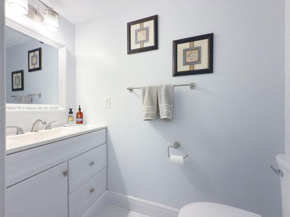 14502 SW 138th Ave, Miami FL 33186