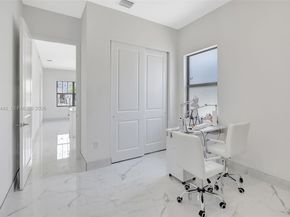 4520 SW 173rd Ave, Miramar FL 33029