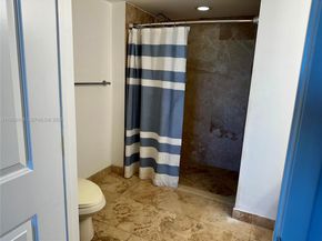 3232 SW 22nd Ter 1604, Miami FL 33145