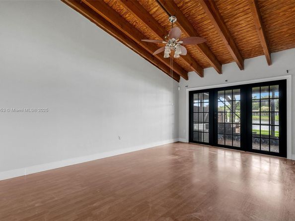 10980 olive ave, Pembroke Pines FL 33026