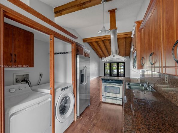 10980 olive ave, Pembroke Pines FL 33026