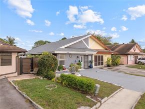 1221 SW 75th Ave, North Lauderdale FL 33068