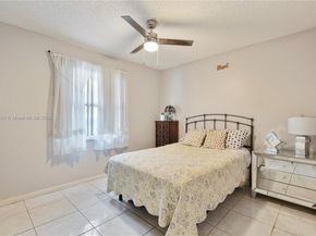 1221 SW 75th Ave, North Lauderdale FL 33068