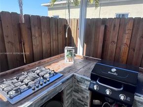 326 NE 5th Pl, Florida City FL 33034