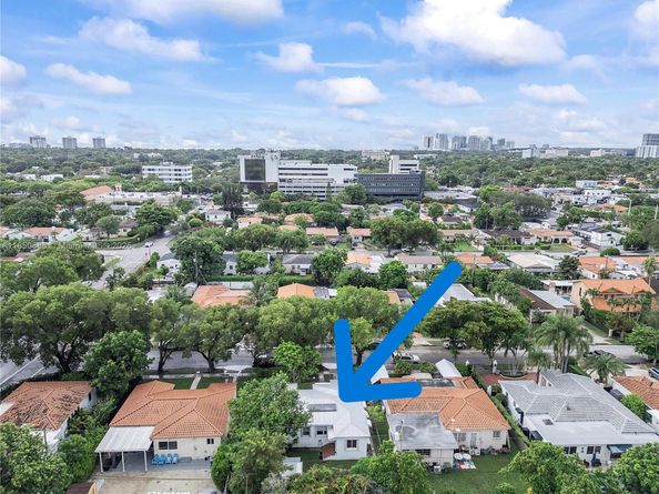 2121 SW 20th St, Miami FL 33145