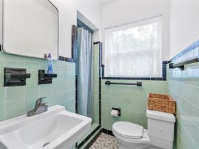 2121 SW 20th St, Miami FL 33145