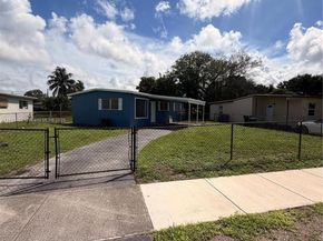 318 NW 30th Ter, Fort Lauderdale FL 33311