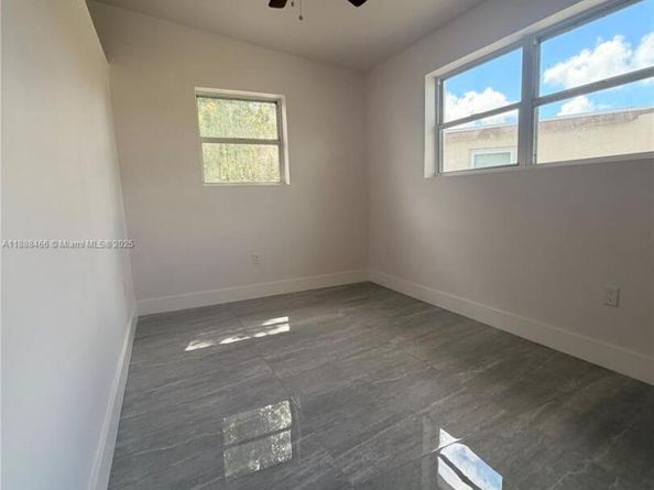 318 NW 30th Ter, Fort Lauderdale FL 33311