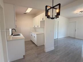 318 NW 30th Ter, Fort Lauderdale FL 33311