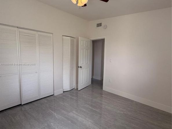 318 NW 30th Ter, Fort Lauderdale FL 33311