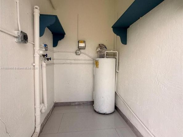 318 NW 30th Ter, Fort Lauderdale FL 33311