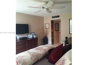 3475 N Country Club Dr 514, Aventura FL 33180