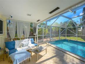 550 NE 5th St, Pompano Beach FL 33060