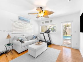 550 NE 5th St, Pompano Beach FL 33060