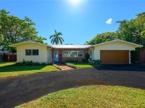 550 NE 5th St, Pompano Beach FL 33060