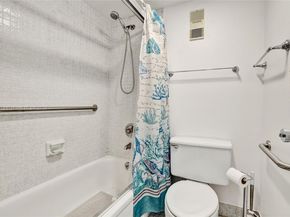 1200 Saint Charles Pl 413, Pembroke Pines FL 33026