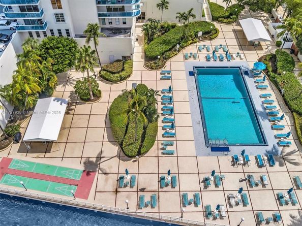 3800 S Ocean Dr 712A, Hollywood FL 33019