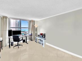 3800 S Ocean Dr 712A, Hollywood FL 33019