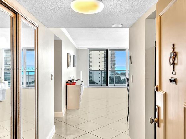 3800 S Ocean Dr 712A, Hollywood FL 33019