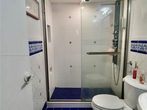 2821 NE N 163rd St Apt 4X, North Miami Beach FL 33160