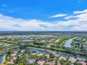 3739 Oak Ridge Cir, Weston FL 33331