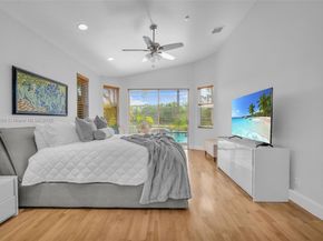 3739 Oak Ridge Cir, Weston FL 33331