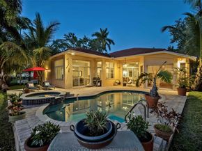 3739 Oak Ridge Cir, Weston FL 33331