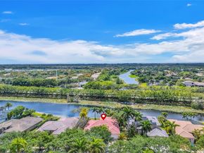 3739 Oak Ridge Cir, Weston FL 33331