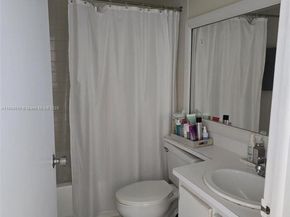 770 Claughton Island Dr 2108, Miami FL 33131