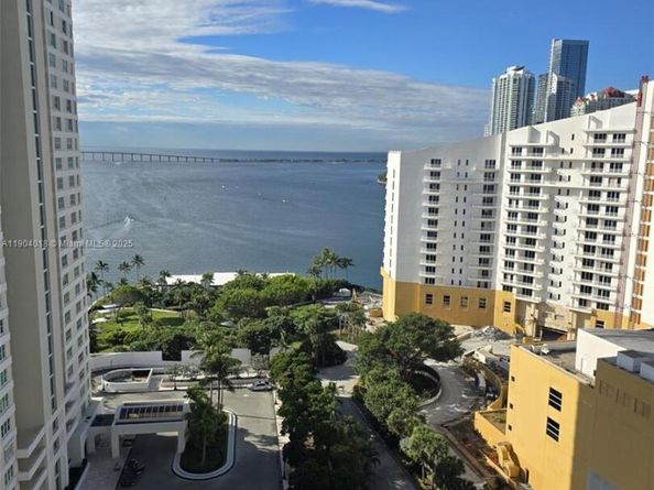 770 Claughton Island Dr 2108, Miami FL 33131